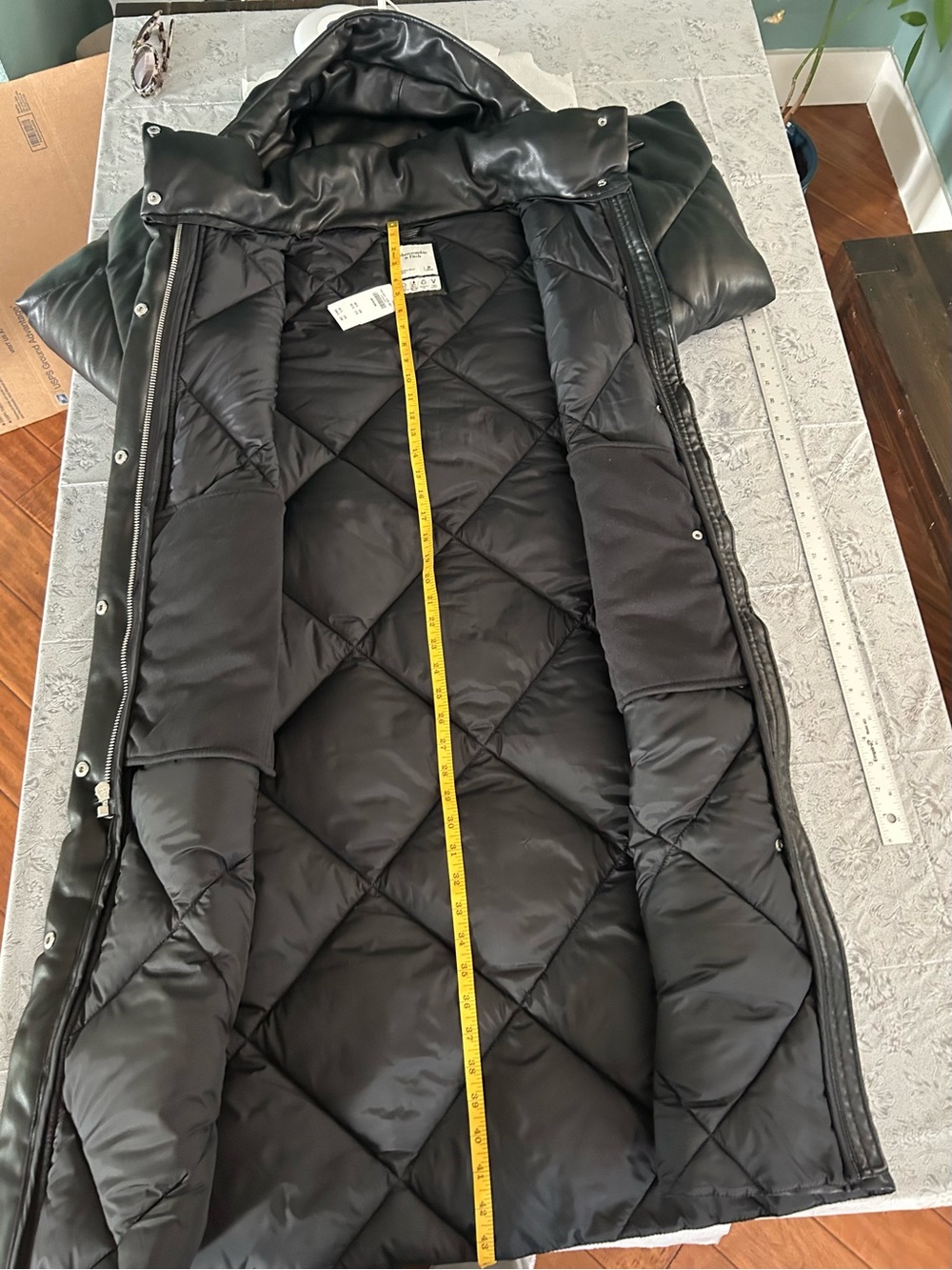 Abercrombie & Fitch Vegan Leather Long Puffer wind water resistant Coat. - Picture 9 of 9